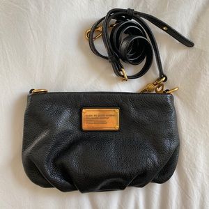 Marc by Marc Jacobs pebble black leather crossbody